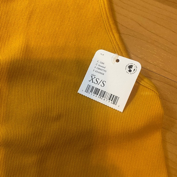 NWT| Free people clean lines crop tank - Picture 2 of 4